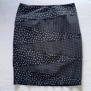 Ruffled White House Black Market Pencil Skirt